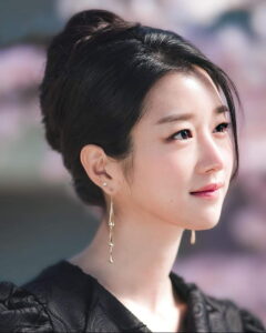 Seo-Ye-ji-Biography-Age-Weight-Height-Net-Worth-Affairs-Education-Body-Measurements-Family-Awards-Horoscope-Social-Media-Snap-Chat-Life-Achievements.