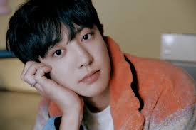 Chanyeol Biography, Age, Weight, Height, Net Worth, Affairs, Education, Body Measurements, Family, Awards, Horoscope, Social Media, Snap Chat & Life Achievements