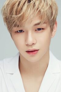 Kang Daniel Biography, Age, Weight, Height, Net Worth, Affairs, Education, Body Measurements, Family, Awards, Horoscope, Social Media, Snap Chat & Life Achievements